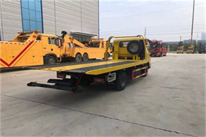 坊子非事故拖车